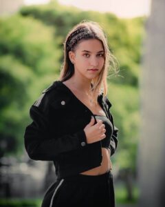 Mikaela Fuente Medidas: The Rising Star of Social Media - Pachn