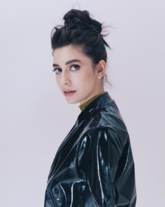 Ollyhibs Cam Vid Bio, Age, Height, Relationship & Net Worth