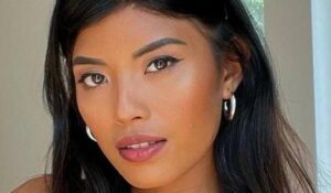 Tita Sahara: The Balinese Beauty Taking Over Social Media 🌺📱 - Pachn